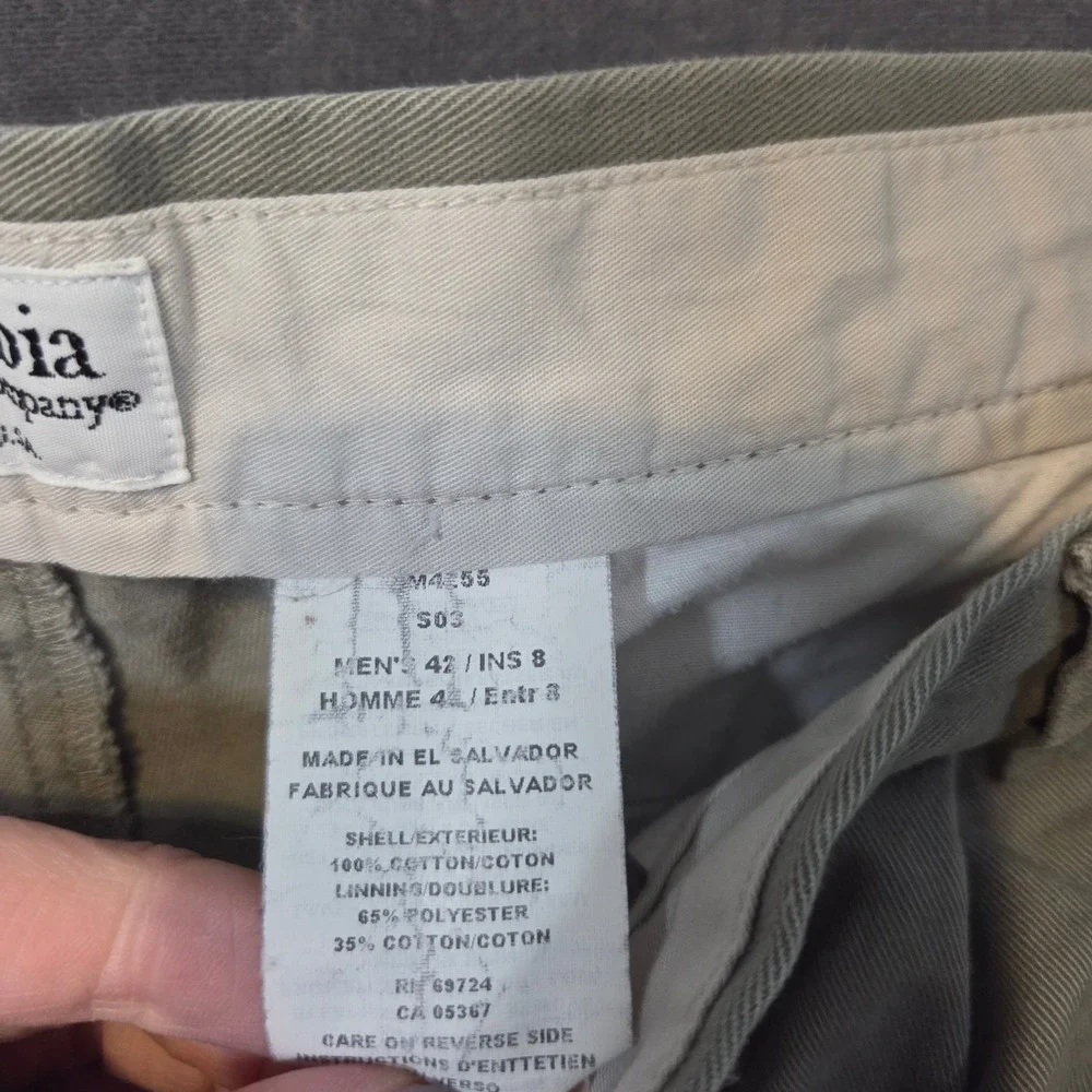 Columbia Chino Shorts Mens 42 Sage Green Khaki Pleated Cotton 8 Inseam Outdoor
